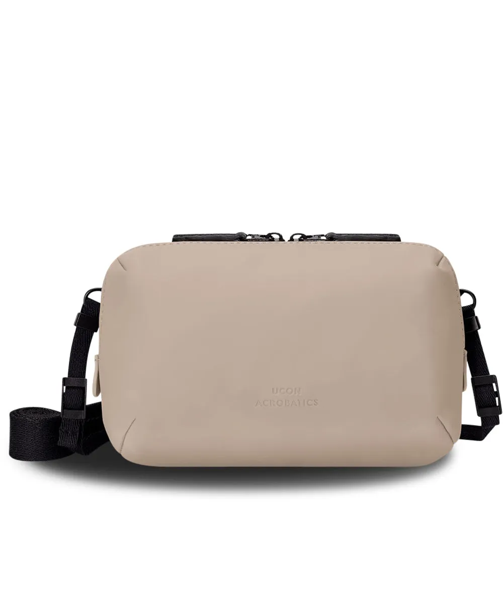 Ucon Acrobatics Ando Bag Lotus