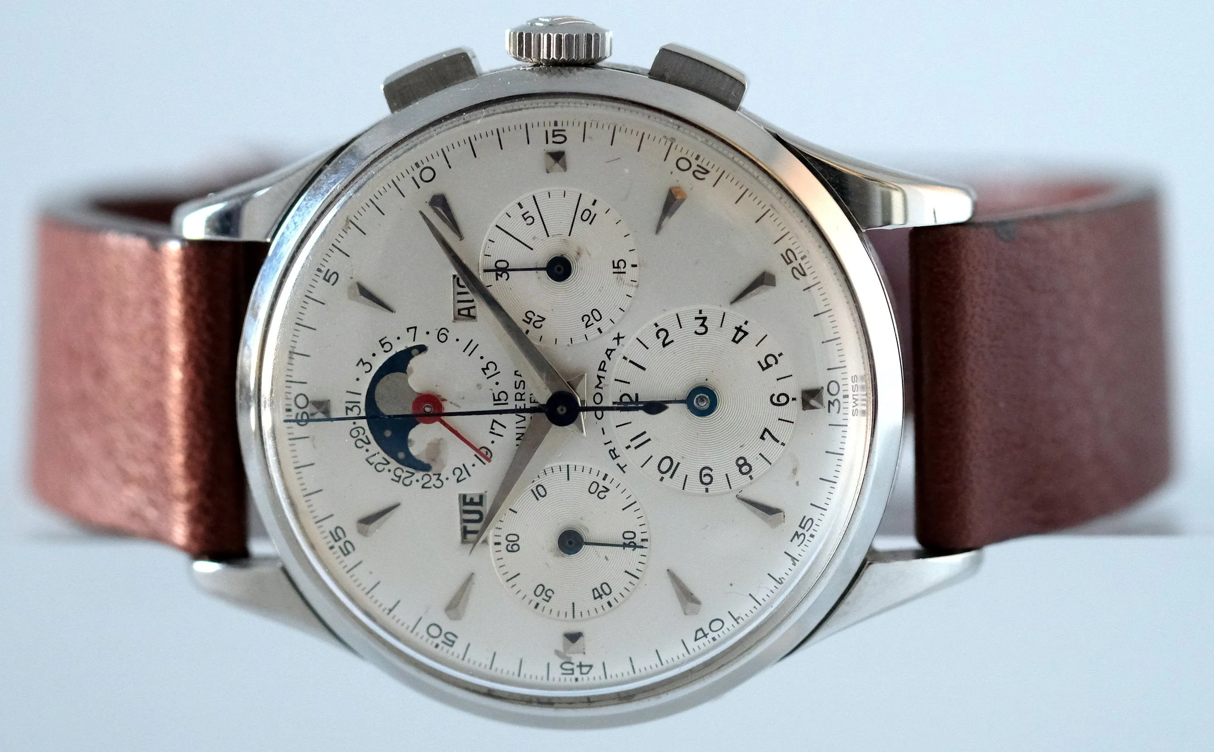 Universal Genève Tri-Compax with Moonphase