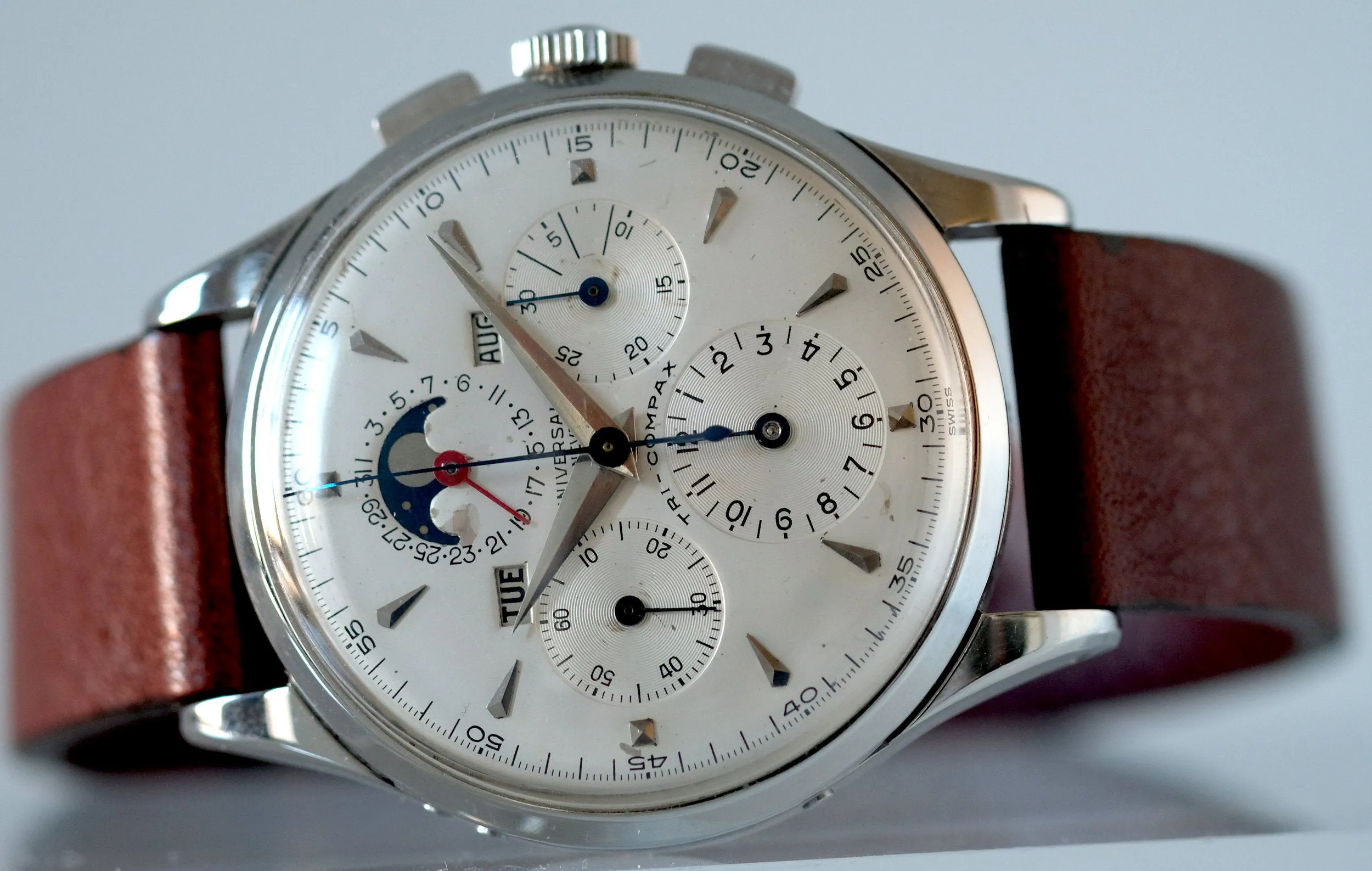 Universal Genève Tri-Compax with Moonphase