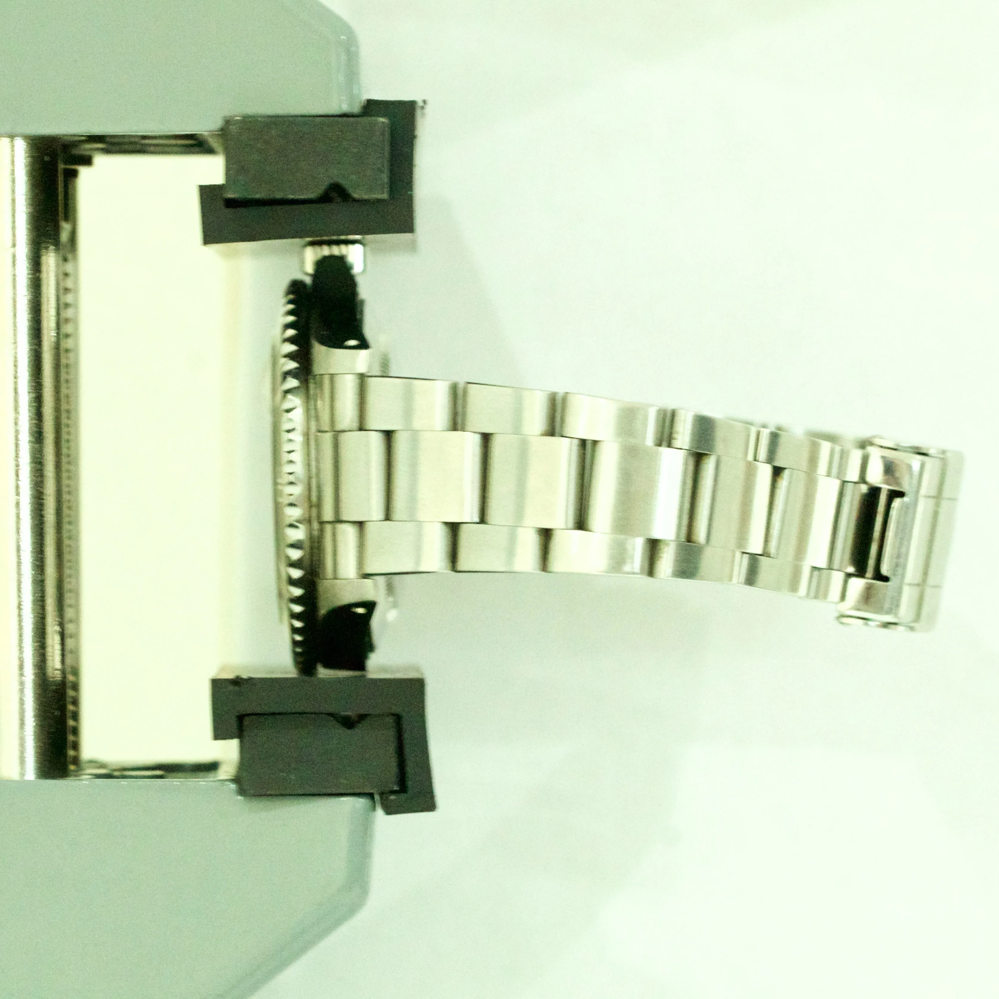 UNPOL. Rolex Submariner Date Stainless Steel 40mm Black Oyster Watch 16610 BOX