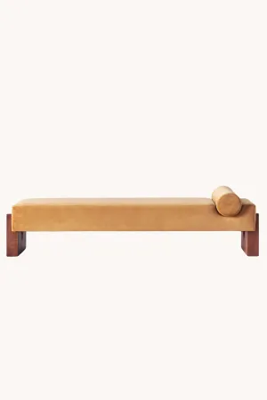 V Day Bed Velvet | Dusty Deco