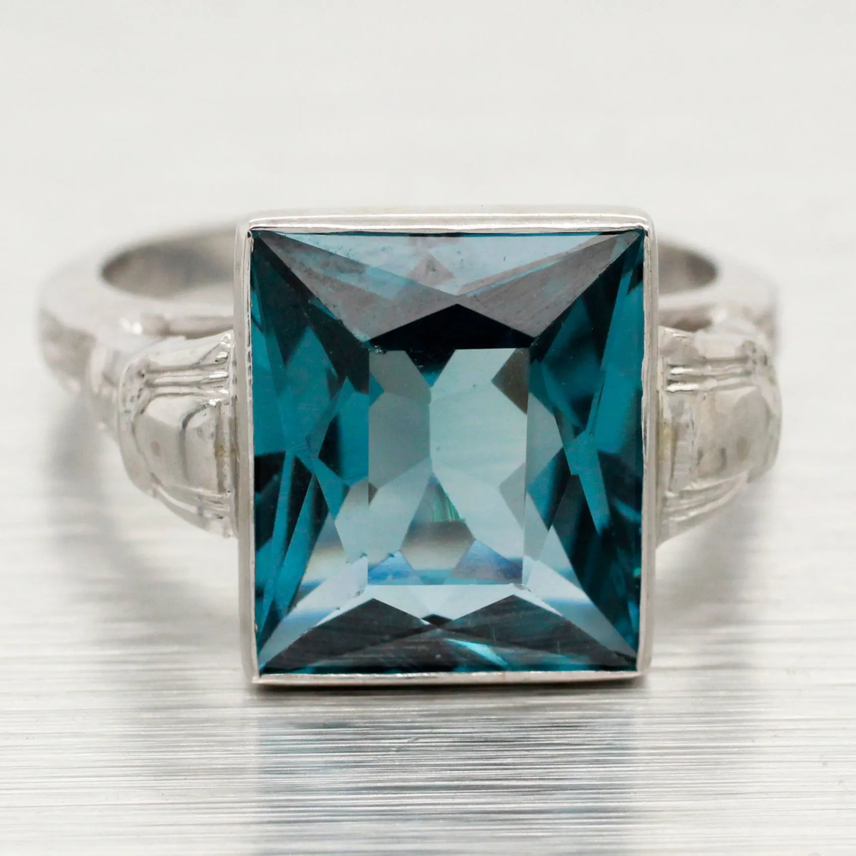 Vintage 4.5ct Blue Quartz Solitaire Cocktail Ring - 14k White Gold - Size 6