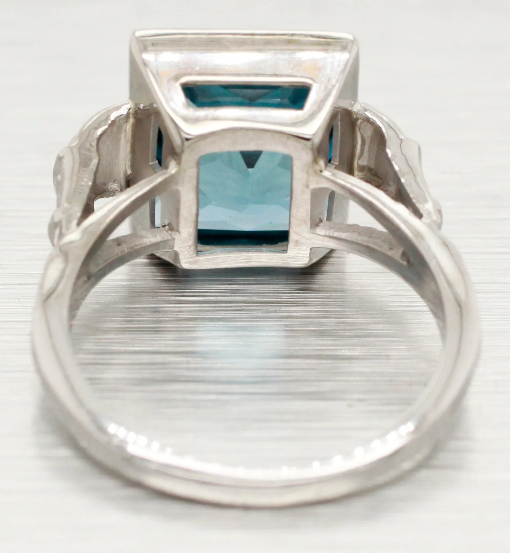 Vintage 4.5ct Blue Quartz Solitaire Cocktail Ring - 14k White Gold - Size 6
