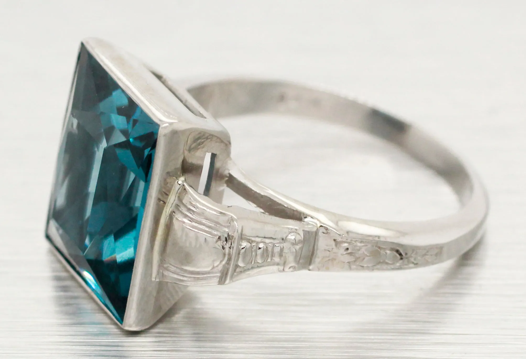 Vintage 4.5ct Blue Quartz Solitaire Cocktail Ring - 14k White Gold - Size 6