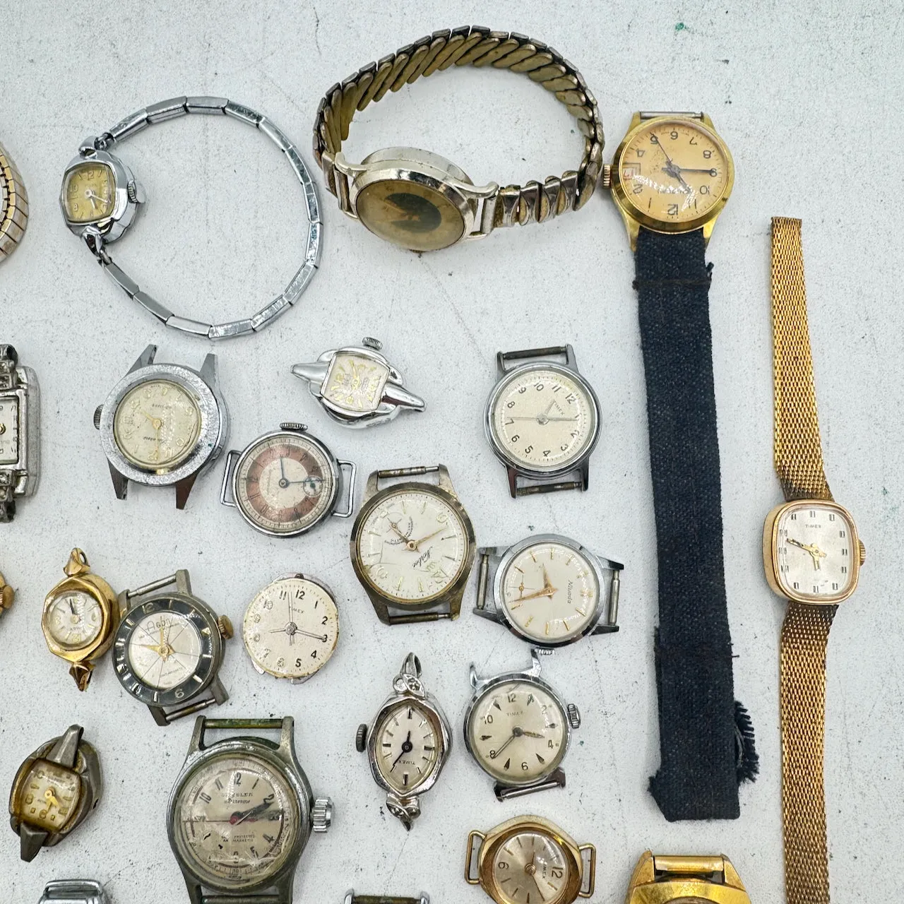 Vintage Bulova, Bradley, Timex, etc. Lot of 50 Ladies Mechanical Wristwatch 3
