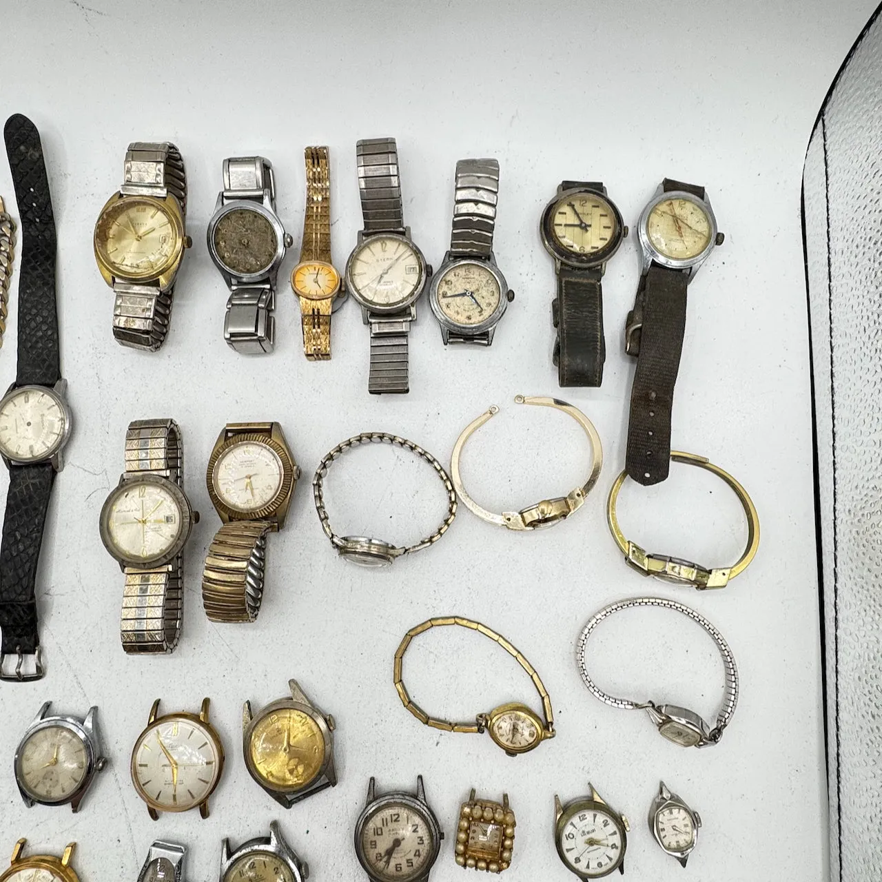 Vintage Bulova, Caravelle, Gruen, etc. Lot of 50 Mechanical Wristwatch 4
