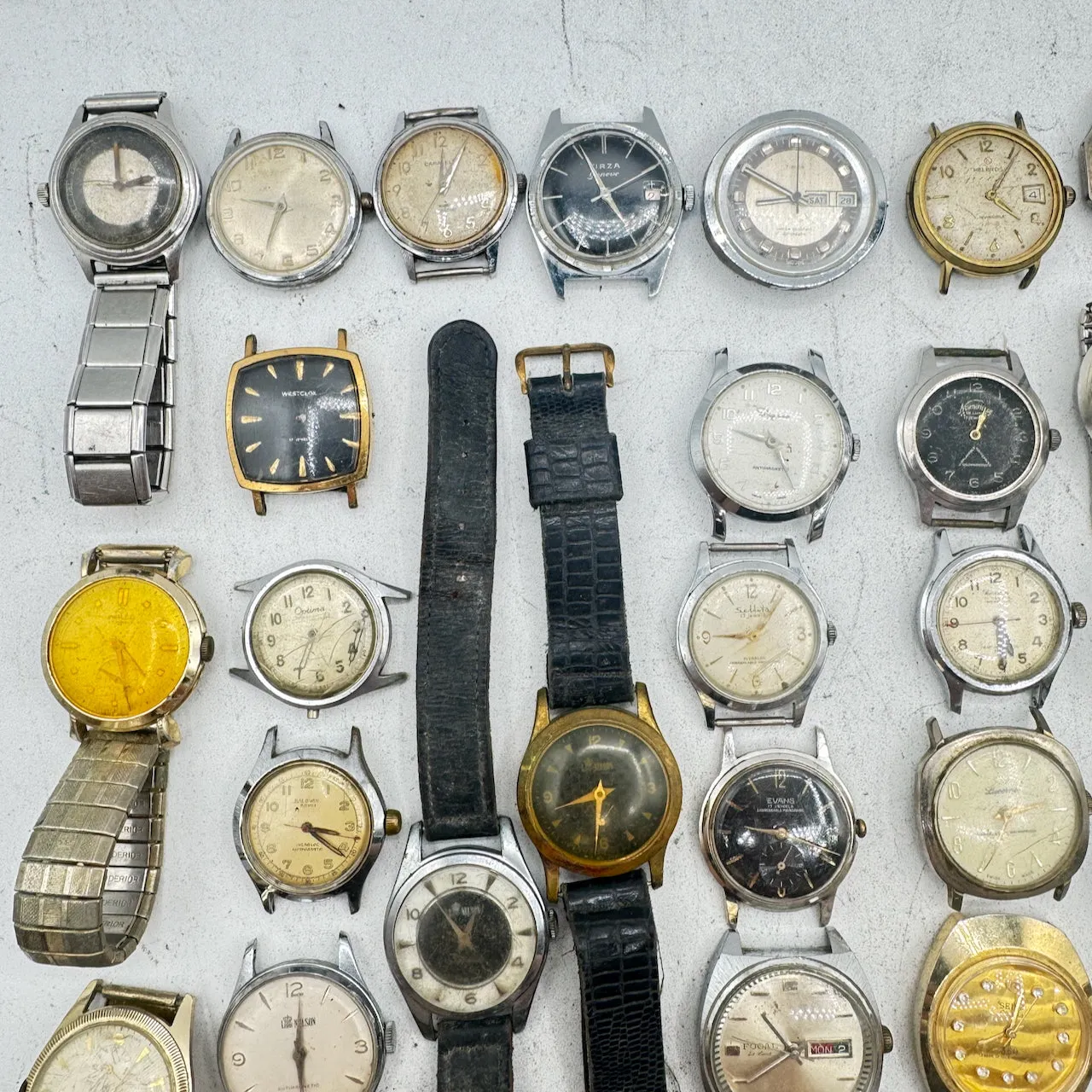 Vintage Caravelle, Seiko, Helbros, etc Lot of 50 Men's Mechanical Wristwatch 7
