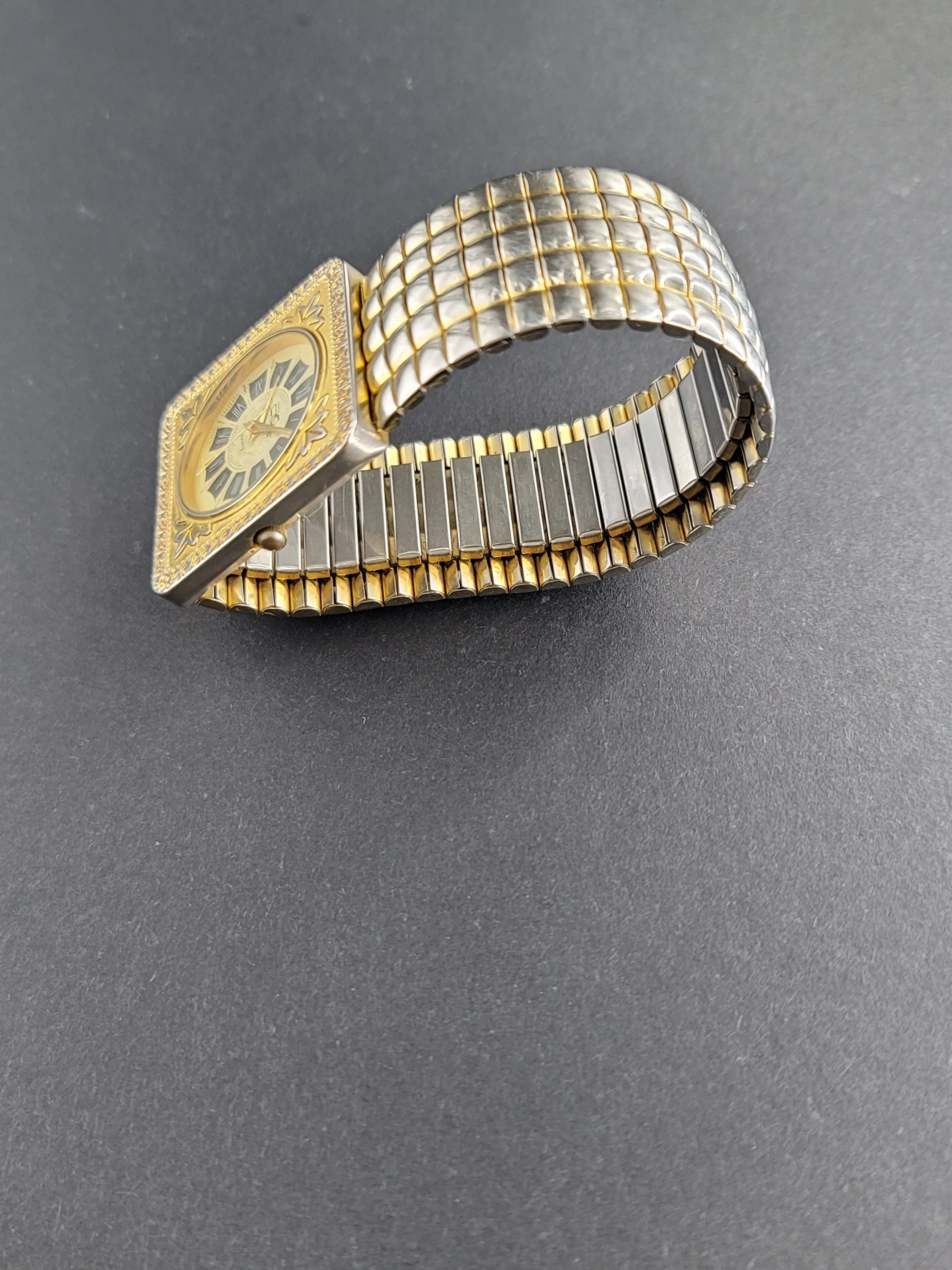 Vintage ''EKO'' Unique quartz fashion watch