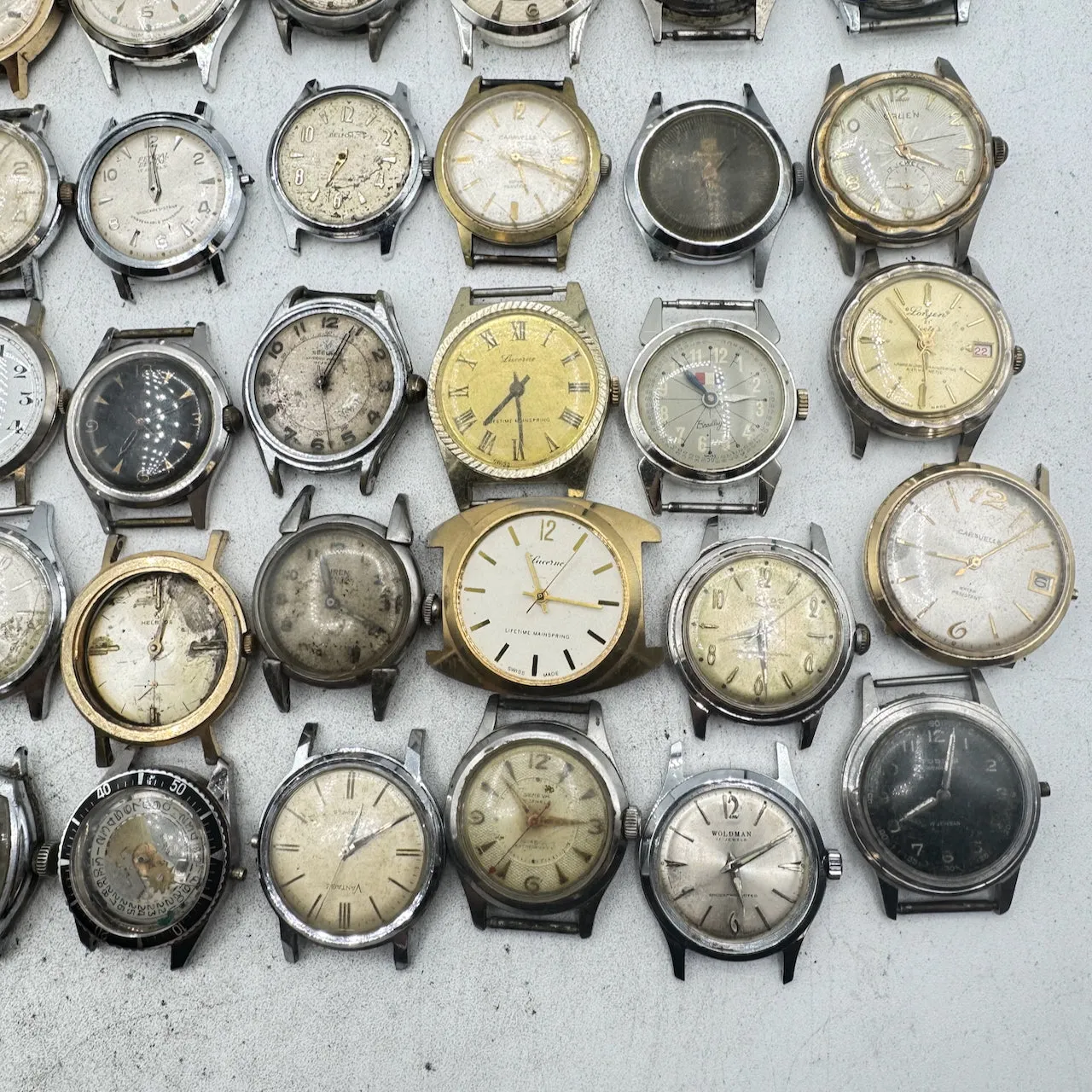 Vintage Gruen, Benrus, Caravelle, etc. Lot of 50 Men's Mechanical Wristwatch 6