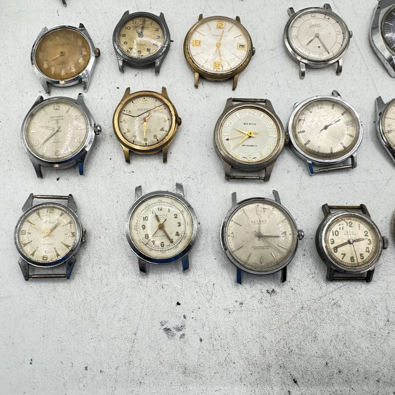 Vintage Gruen, Caravelle, Elgin, etc. Lot of 50 Men's Mechanical Wristwatch 2