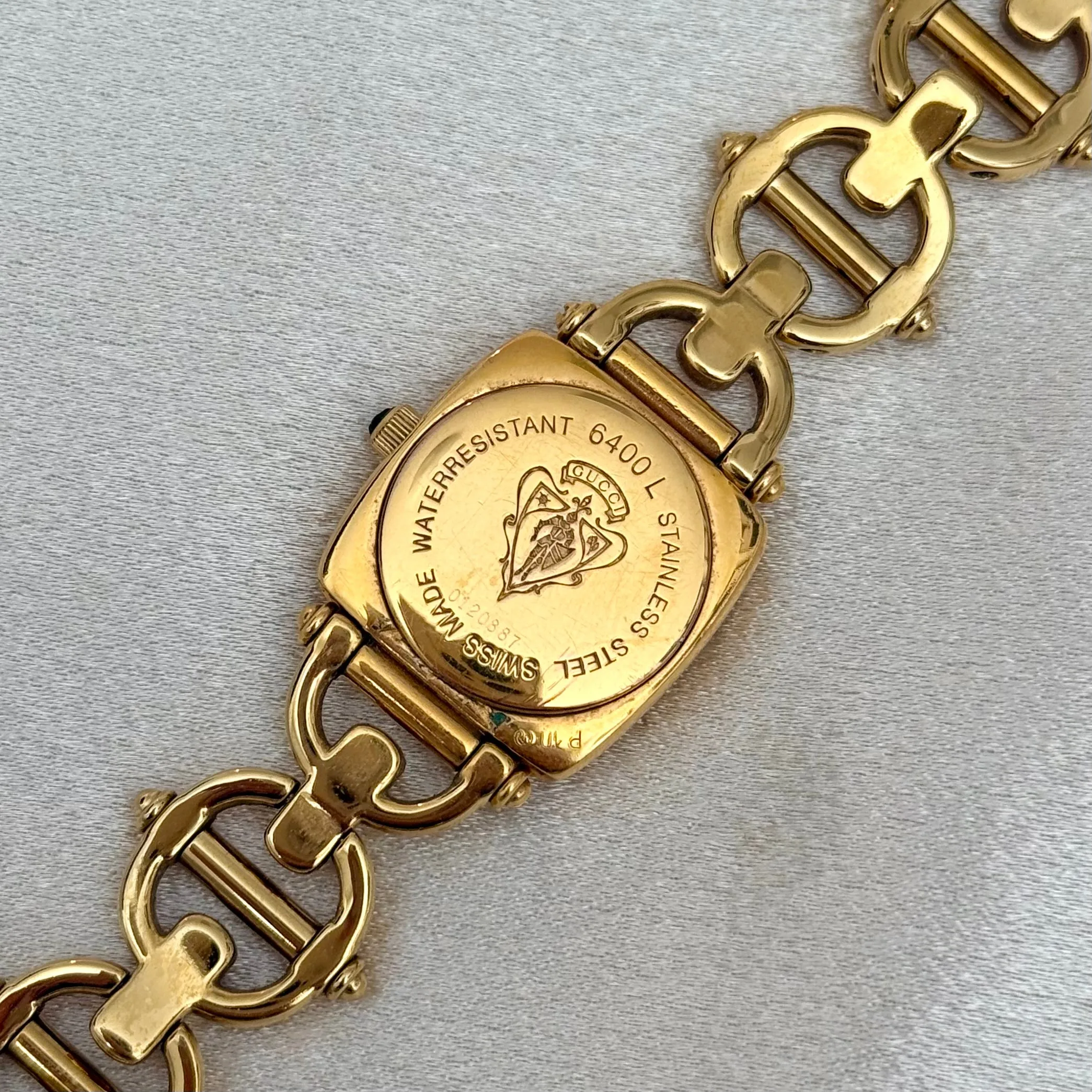 VINTAGE GUCCI MOTHER-OF-PEARL WATCH