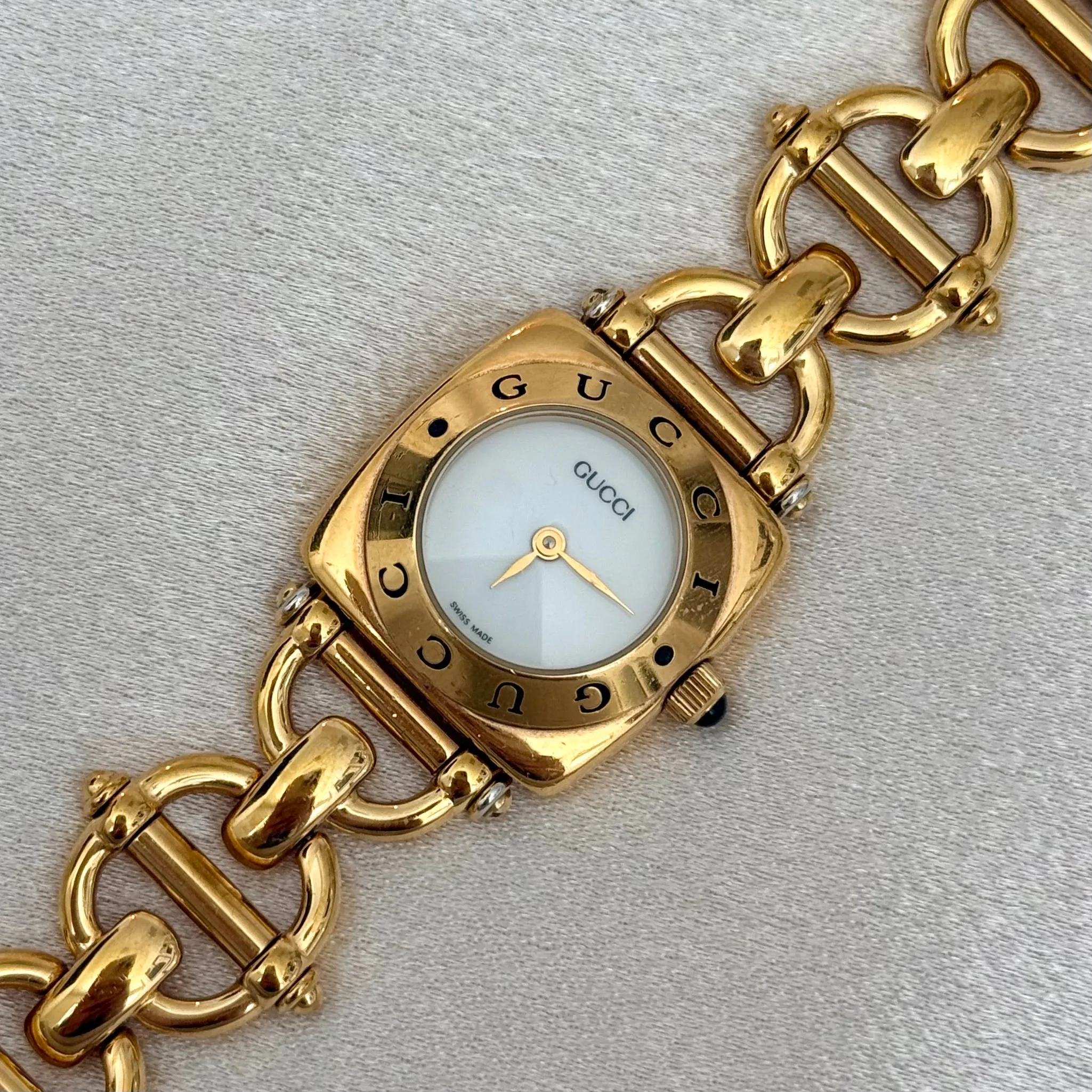 VINTAGE GUCCI WATCH