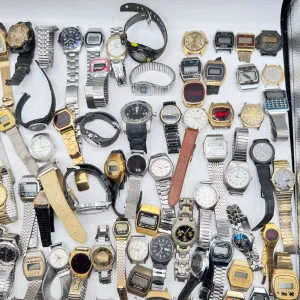 Vintage Helbros, Seiko, Swatch, etc. Lot of 100 Men's Quartz Wristwatch 7