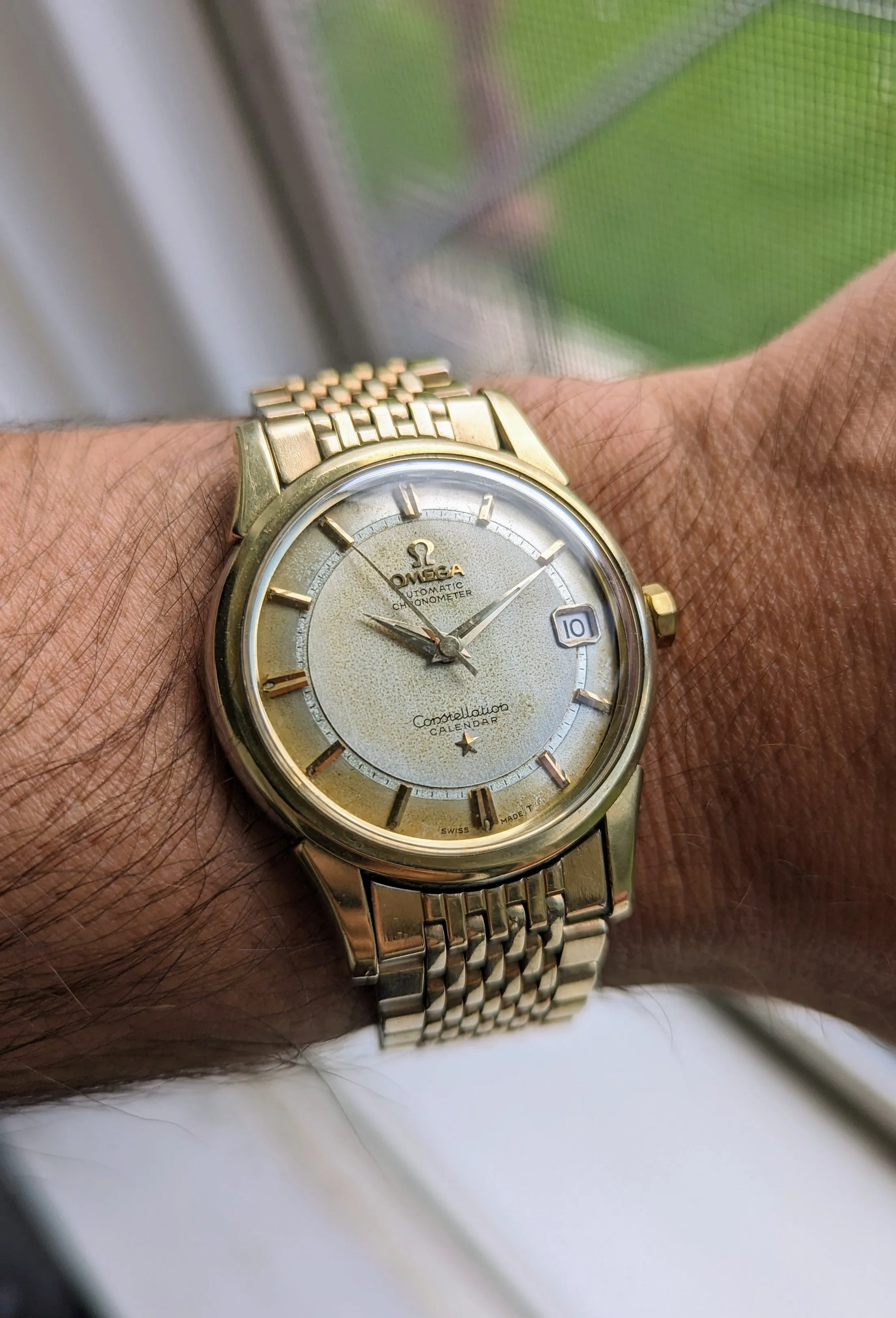Vintage Omega Constellation 14393 - Rail Track Dial