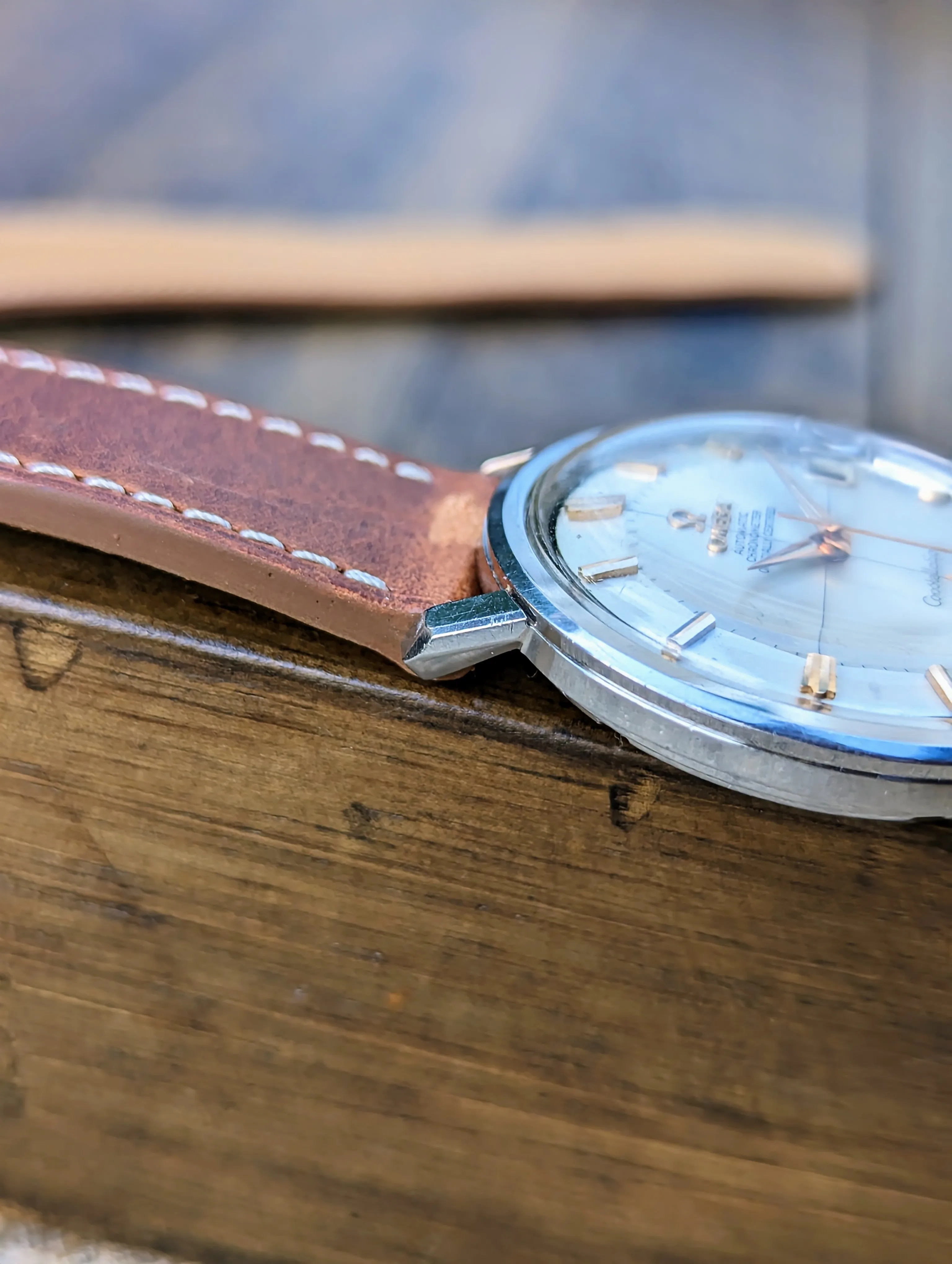 Vintage Omega Constellation 168.004 - Pie pan w/ rose gold hour markers