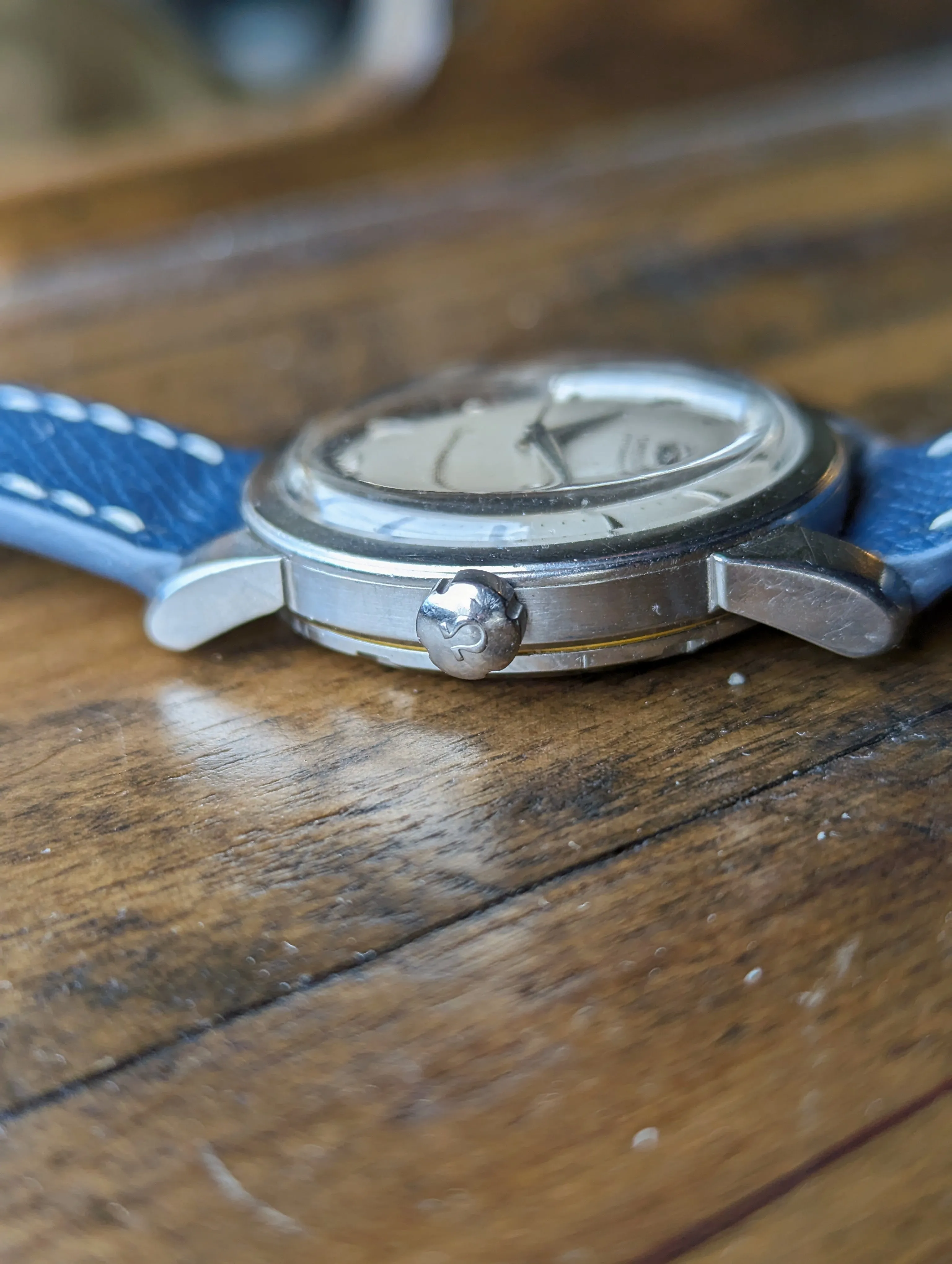 Vintage Omega Seamaster 2577 - Beefy Lug