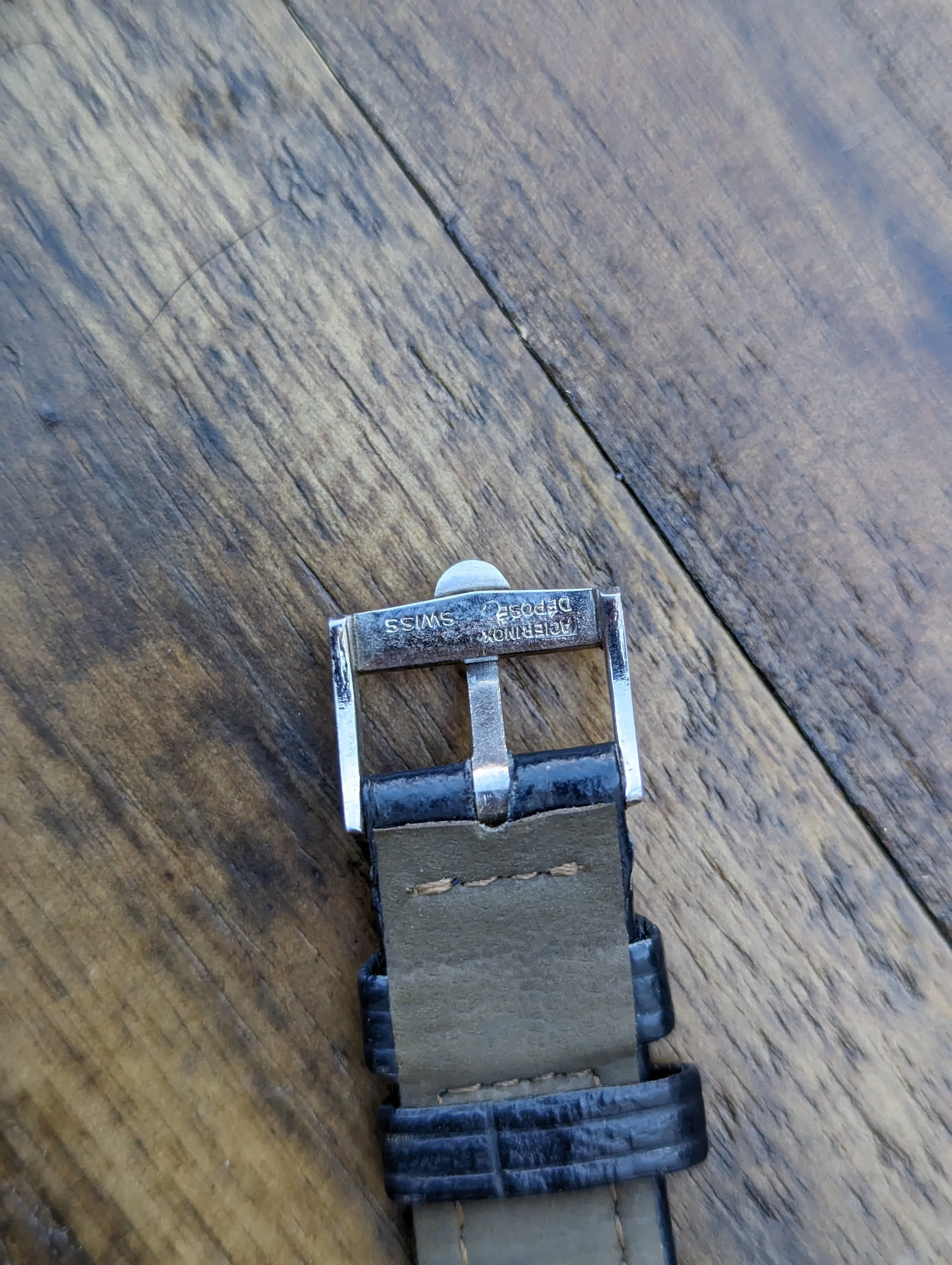Vintage Omega Seamaster Calendar Waffle Dial - Unpolished w/ original buckle. Serviced.
