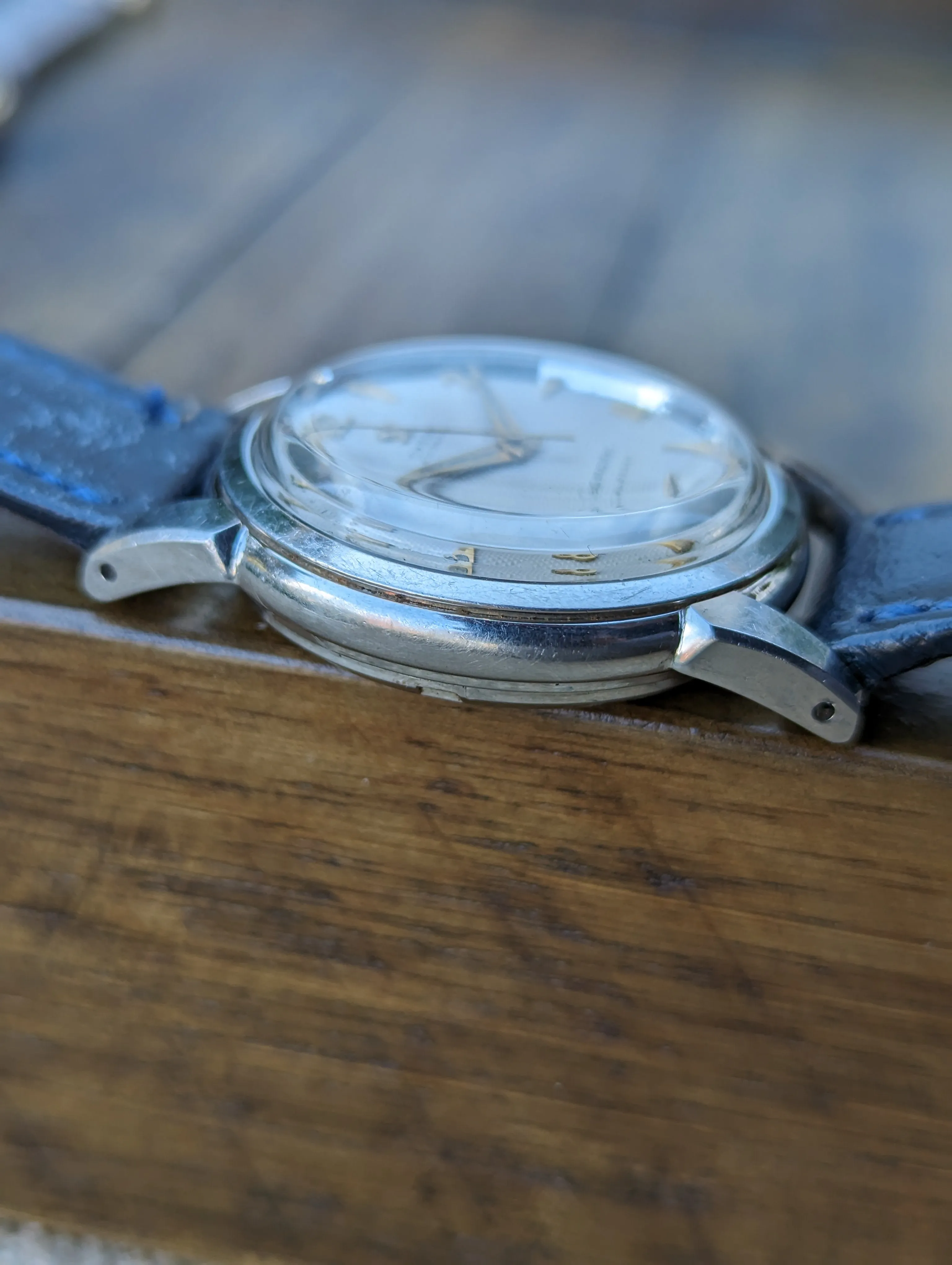 Vintage Omega Seamaster Calendar Waffle Dial - Unpolished w/ original buckle. Serviced.