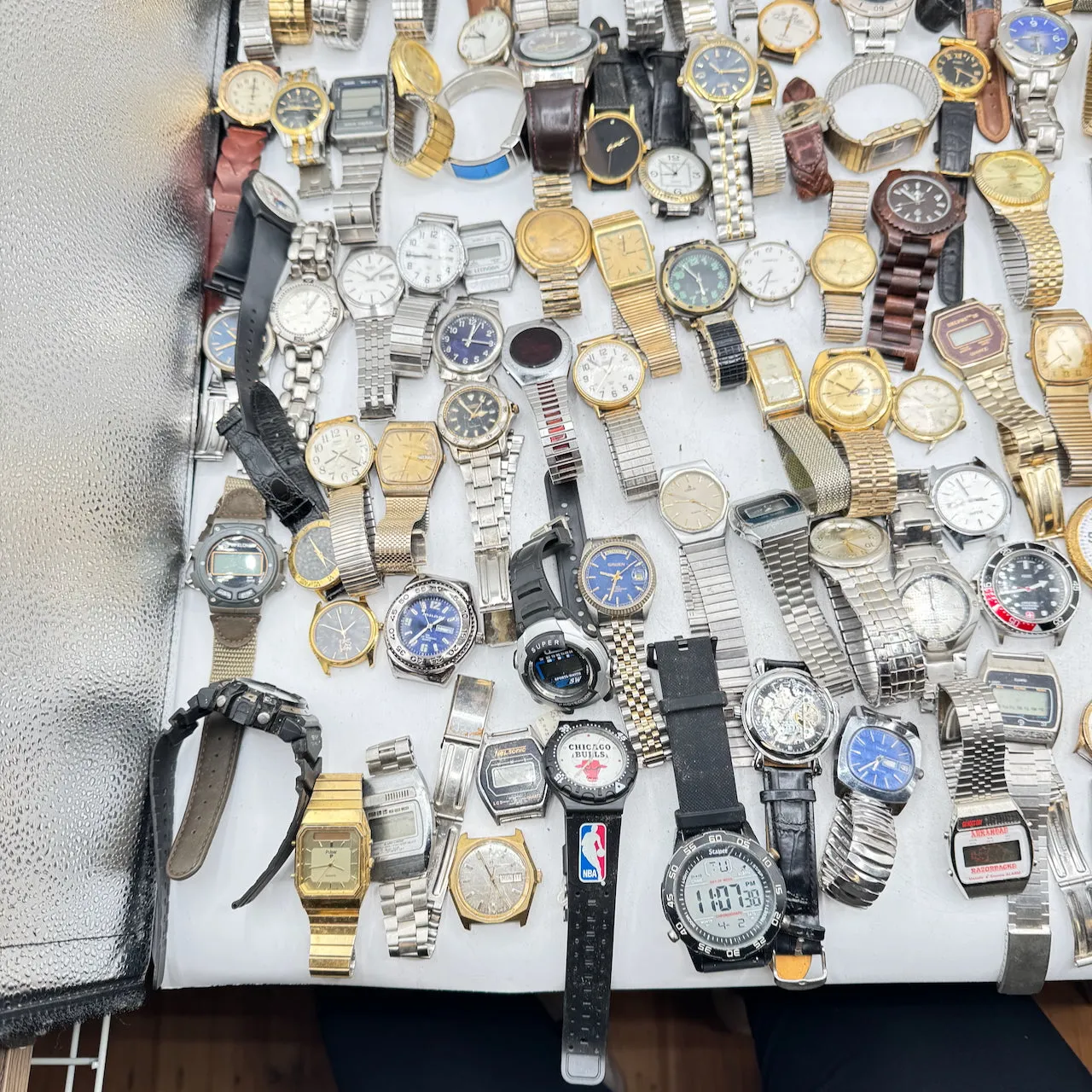 Vintage Seiko, Bulova, Elgin, etc. Lot of 100 Men's Quartz Wristwatch 3