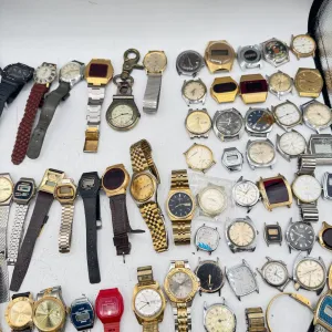 Vintage Seiko, Bulova, Timex, etc. Lot of 100 Men's Quartz Wristwatch 8