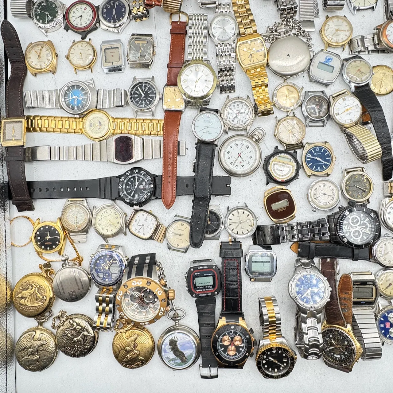 Vintage Seiko, Invicta, Pulsar, etc. Lot of 100 Men's Quartz Wristwatch 6