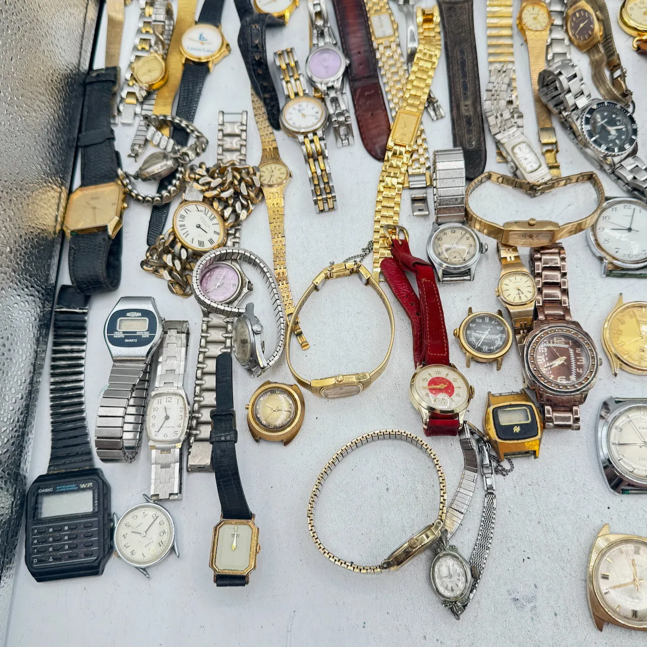 Vintage Seiko, Pulsar, Bulova, etc. Lot of 100 Men's Quartz Wristwatch 9