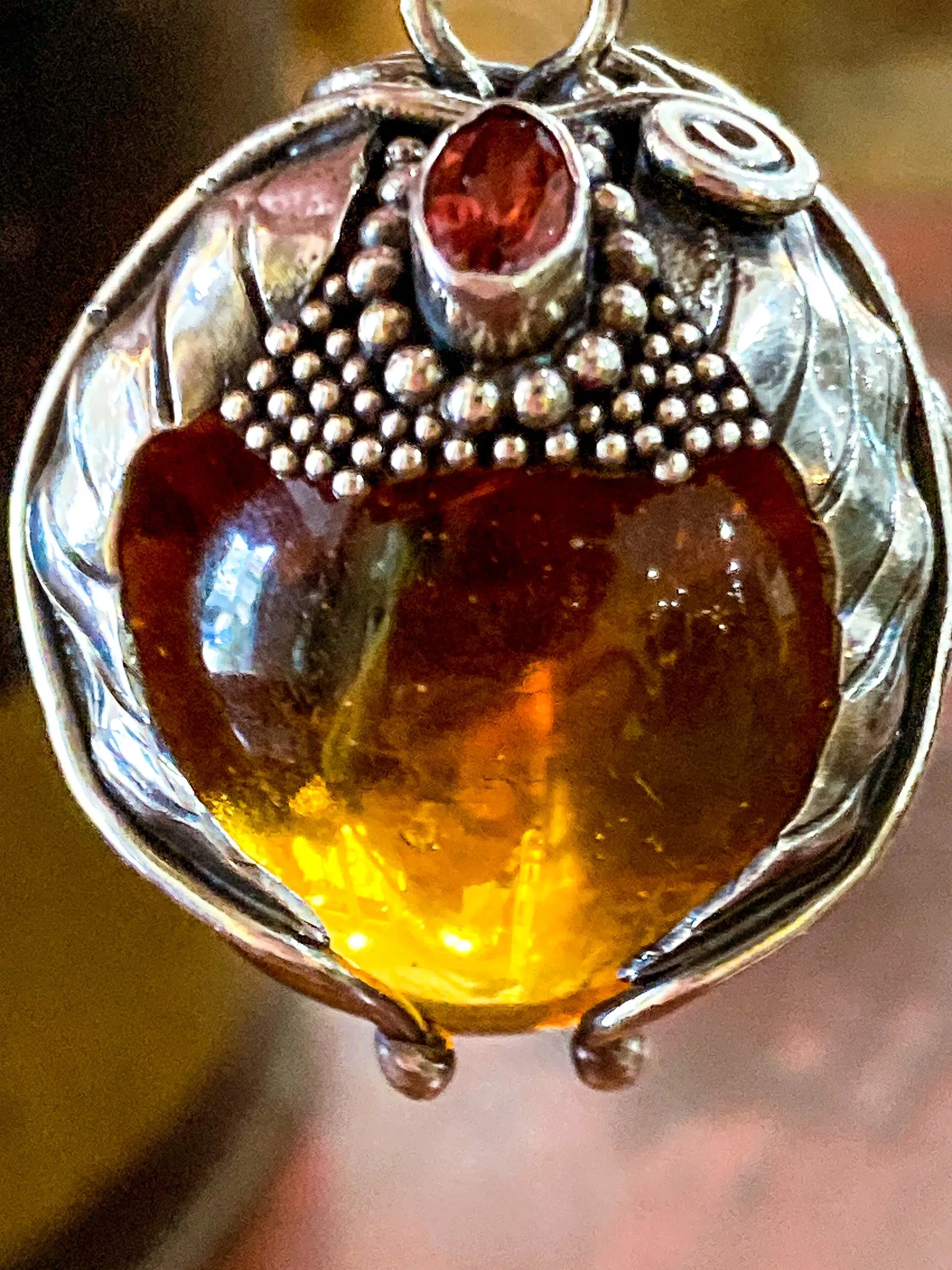 Vintage Sterling Silver Swirl Leaves Amber Orb Quartz Round Pendant