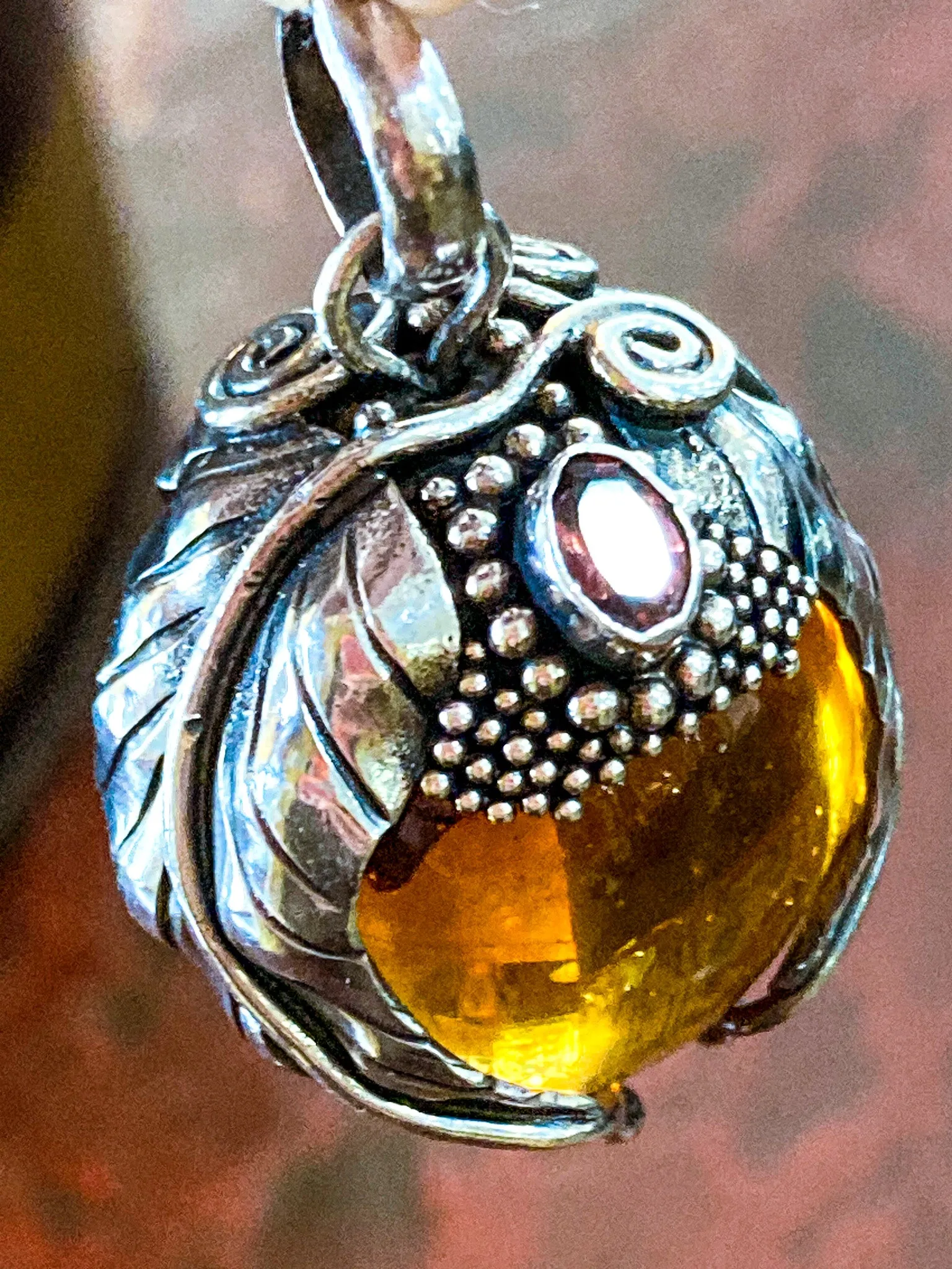 Vintage Sterling Silver Swirl Leaves Amber Orb Quartz Round Pendant