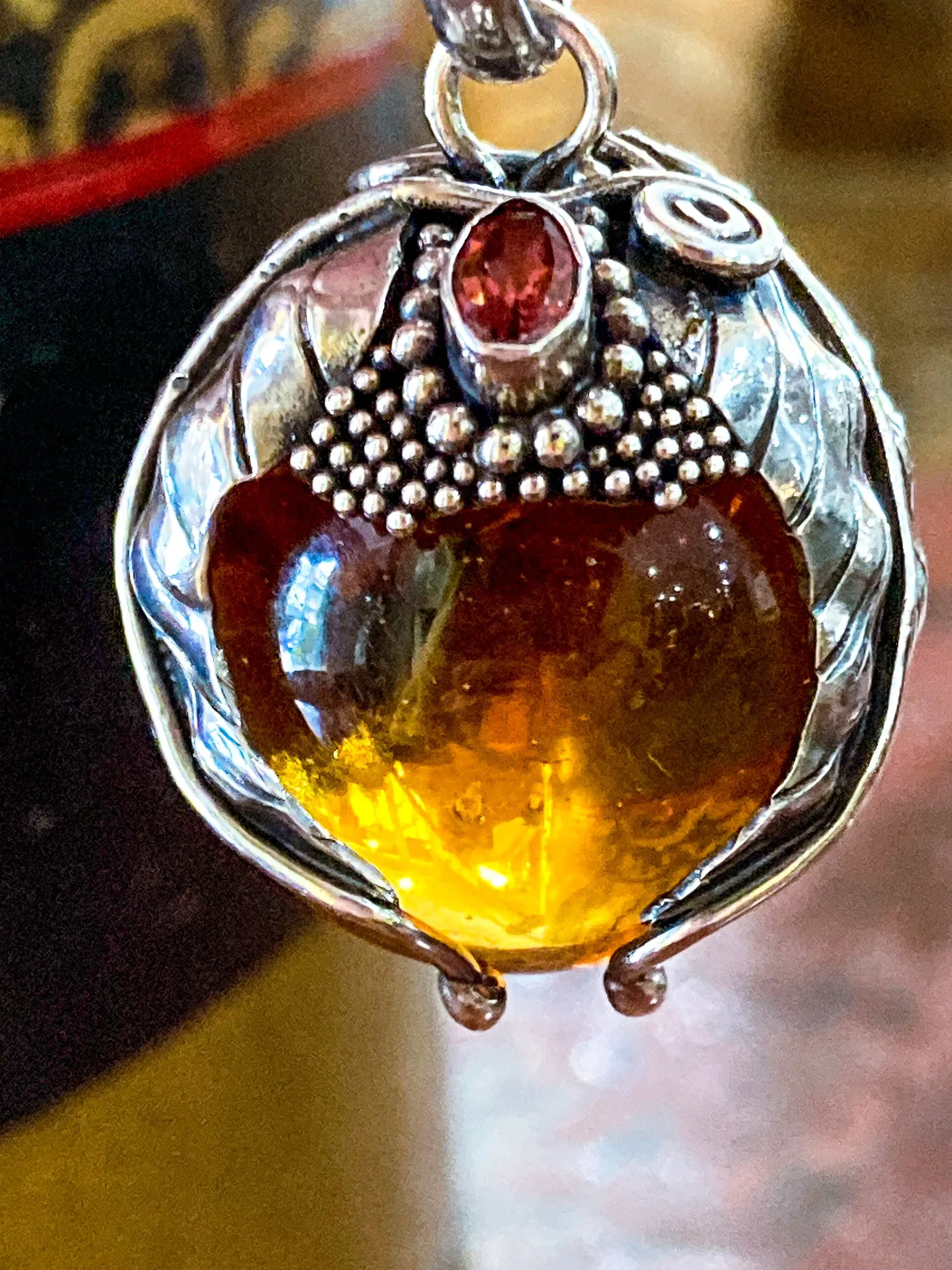 Vintage Sterling Silver Swirl Leaves Amber Orb Quartz Round Pendant