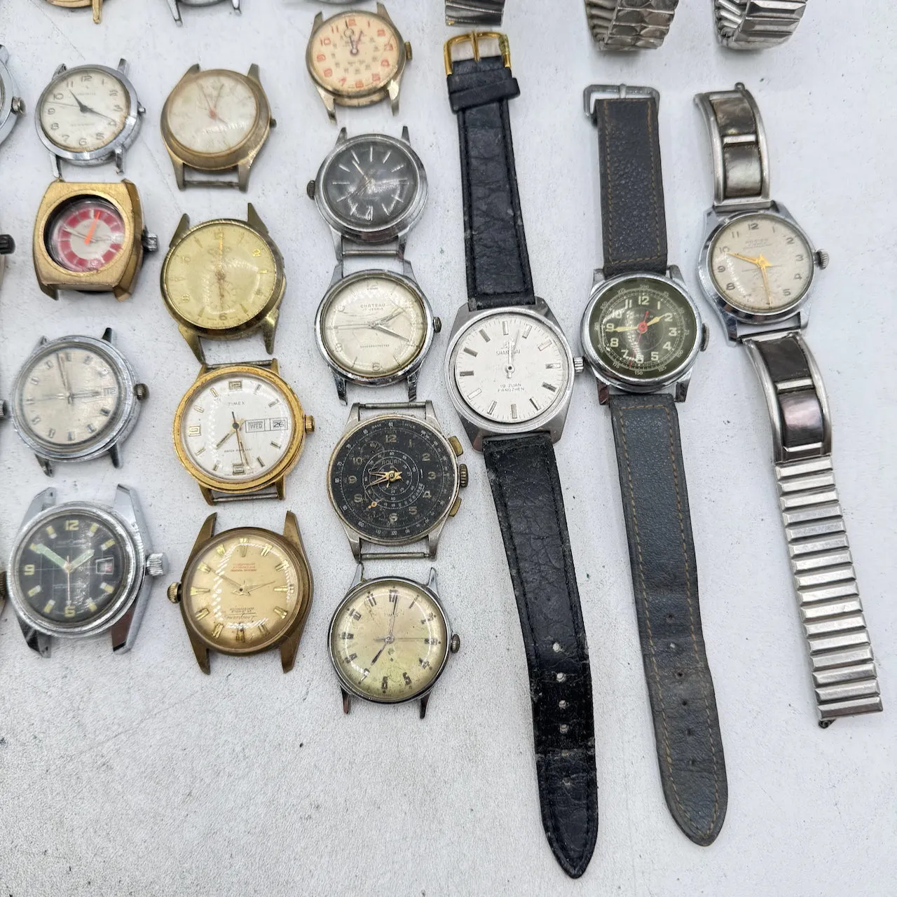 Vintage Timex, Caravelle, Benrus, etc. Lot of 50 Men's Mechanical Wristwatch 5