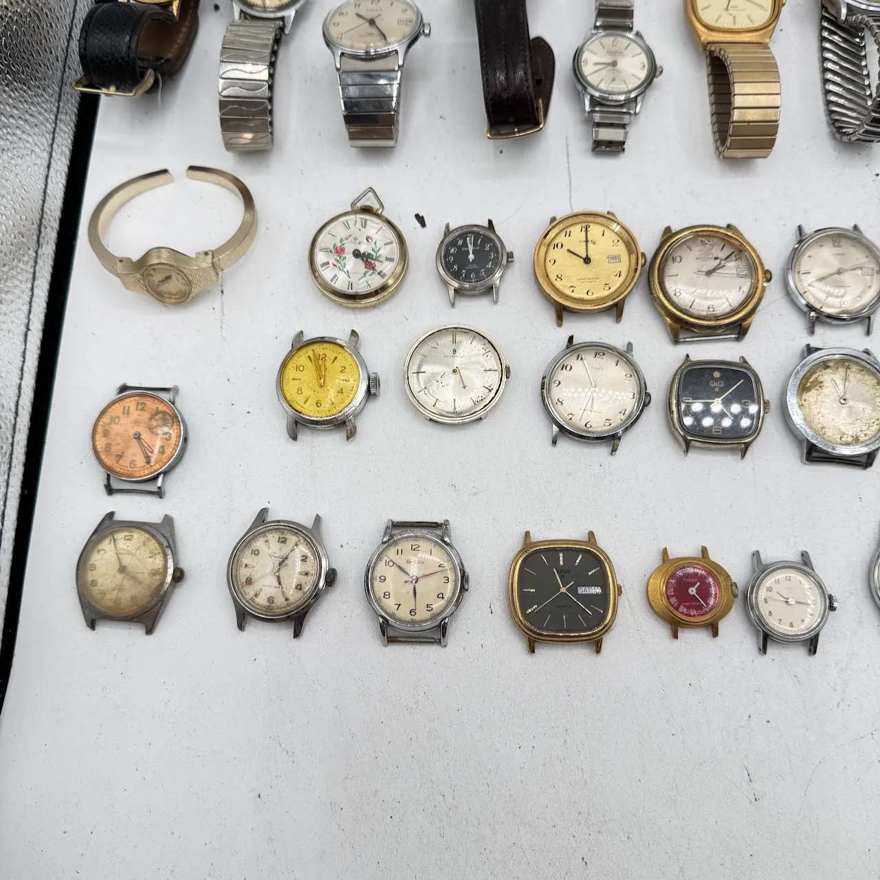 Vintage Timex, Caravelle, Wakmann, etc. Lot of 50 Mechanical Wristwatch 1