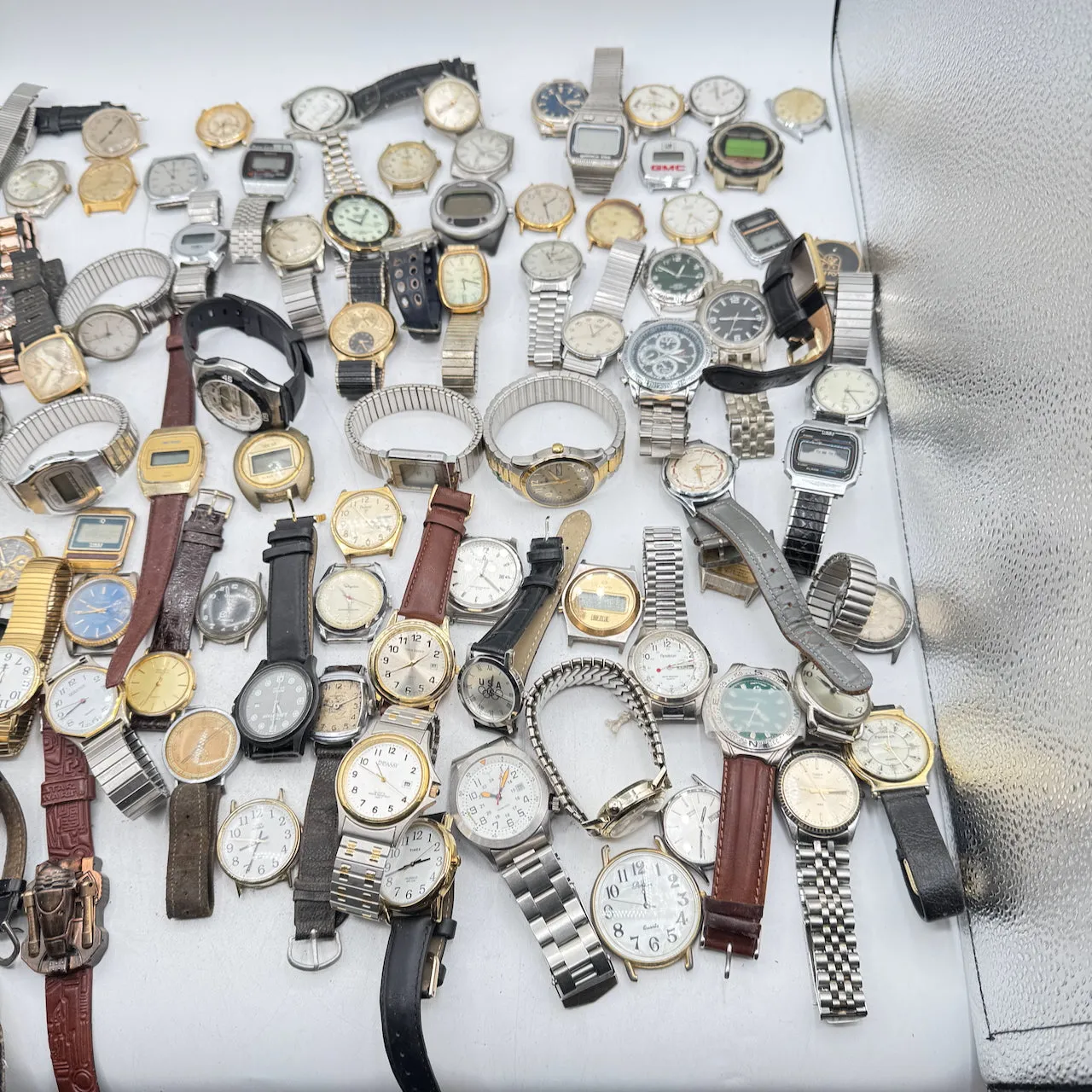 Vintage Waltham, Armitron, Lorus, etc. Lot of 100 Men's Quartz Wristwatch 5