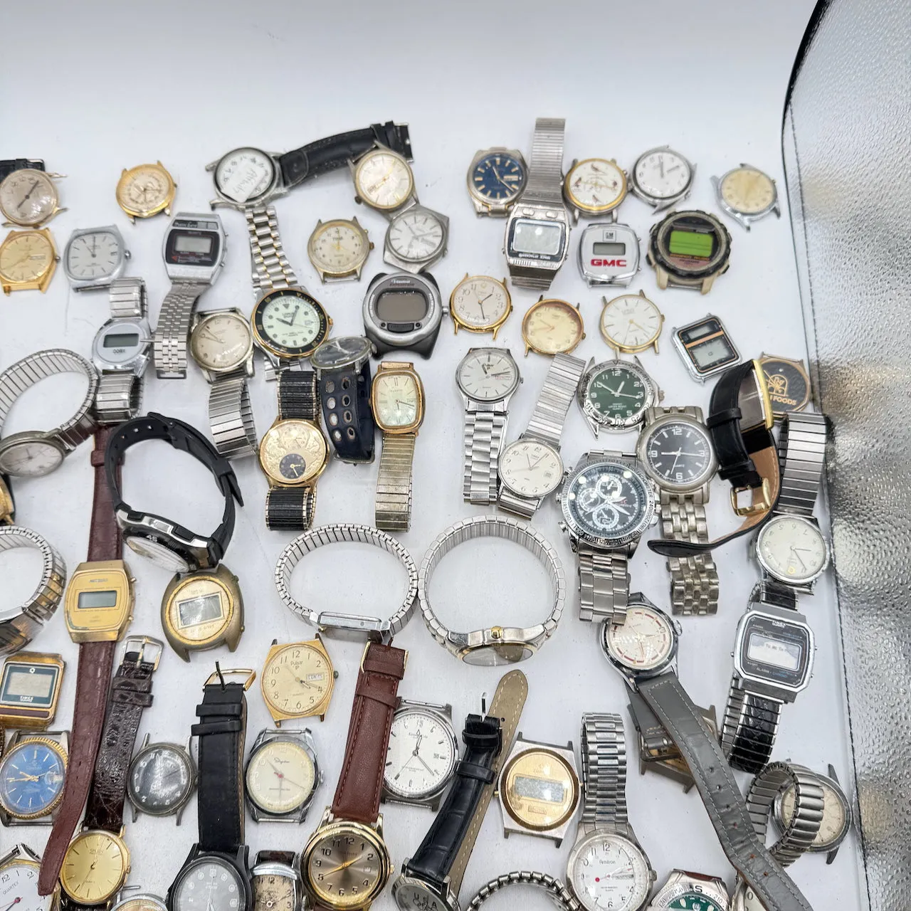 Vintage Waltham, Armitron, Lorus, etc. Lot of 100 Men's Quartz Wristwatch 5