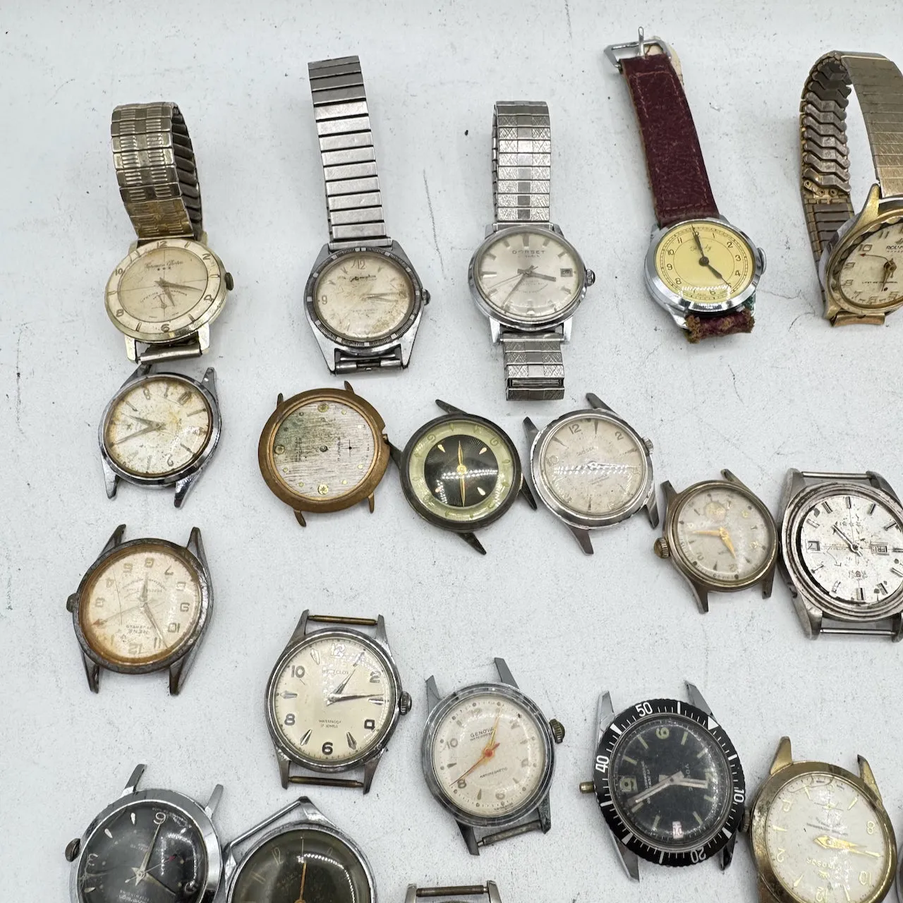 Vintage Waltham, Caravelle, Timex, etc. Lot of 50 Men's Mechanical Wristwatch 1