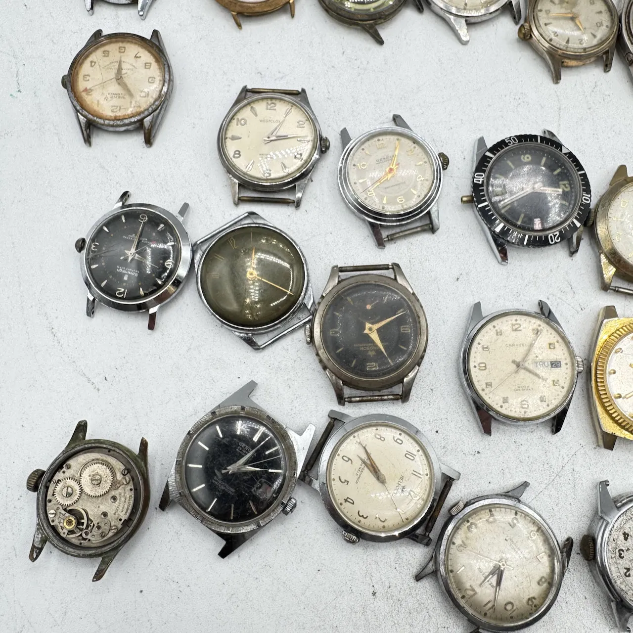 Vintage Waltham, Caravelle, Timex, etc. Lot of 50 Men's Mechanical Wristwatch 1