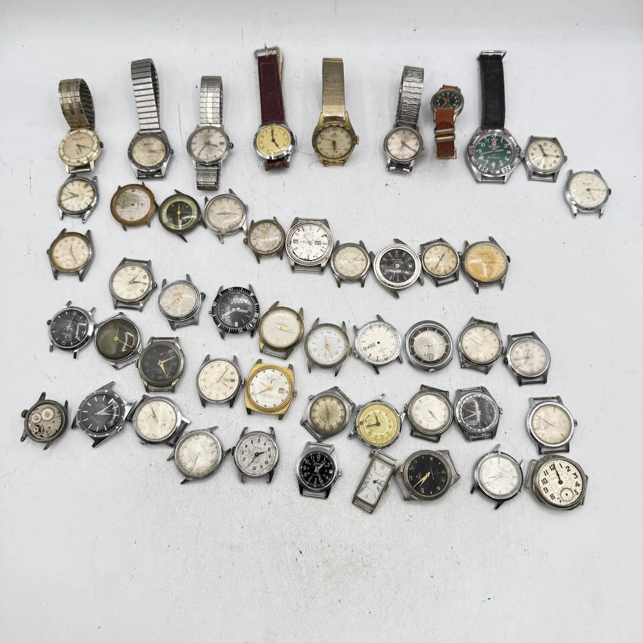 Vintage Waltham, Caravelle, Timex, etc. Lot of 50 Men's Mechanical Wristwatch 1