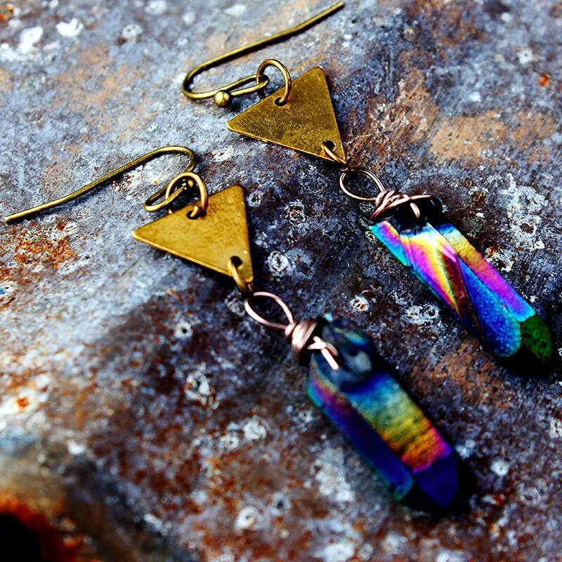 Witch Punk Gothic Raw Crystal Rough Earrings Vintage Triangular Disc Winding Quartz Stone Pendant Earrings Pagan Gifts for Her