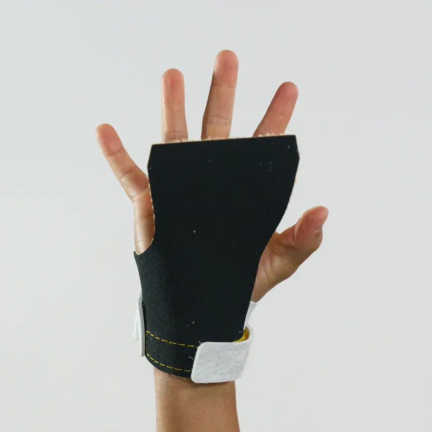 Women's Fingerless Tactical Grips