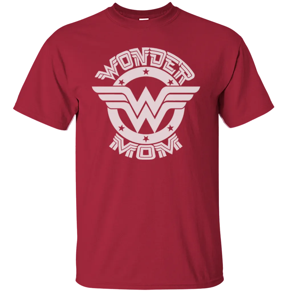 Wonder Woman Mom Boss Mothers Day Mama Mammy Love Heart Family Gift Unisex T-Shirt
