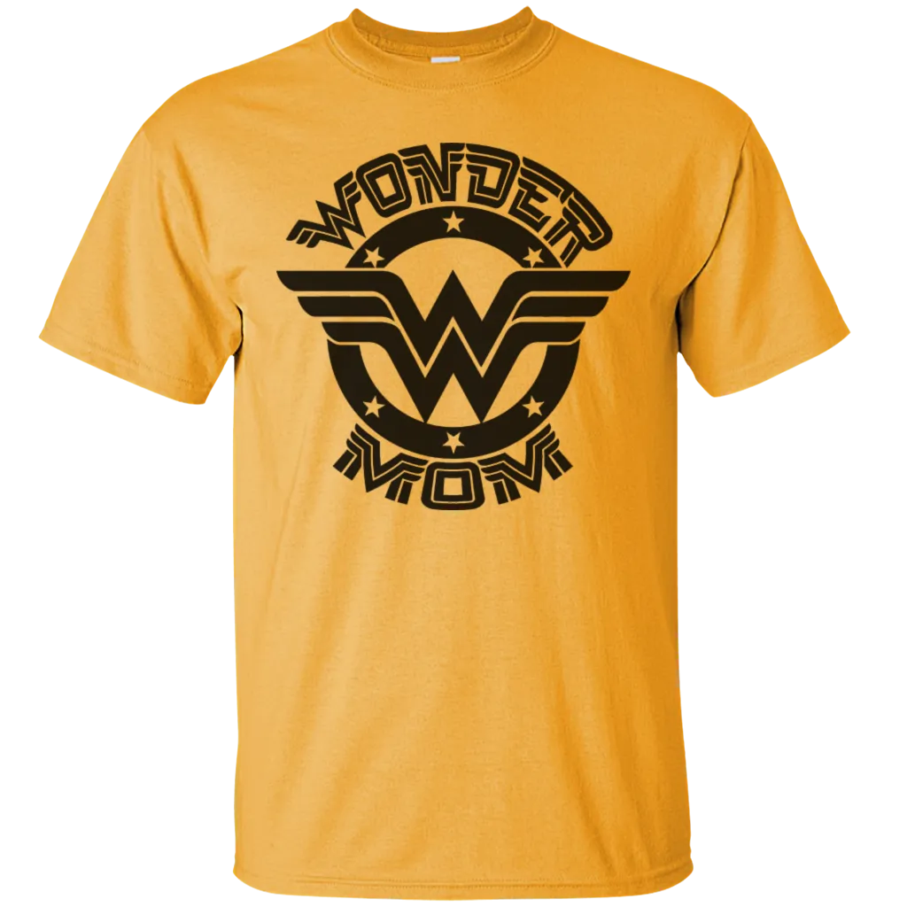 Wonder Woman Mom Boss Mothers Day Mama Mammy Love Heart Family Gift Unisex T-Shirt