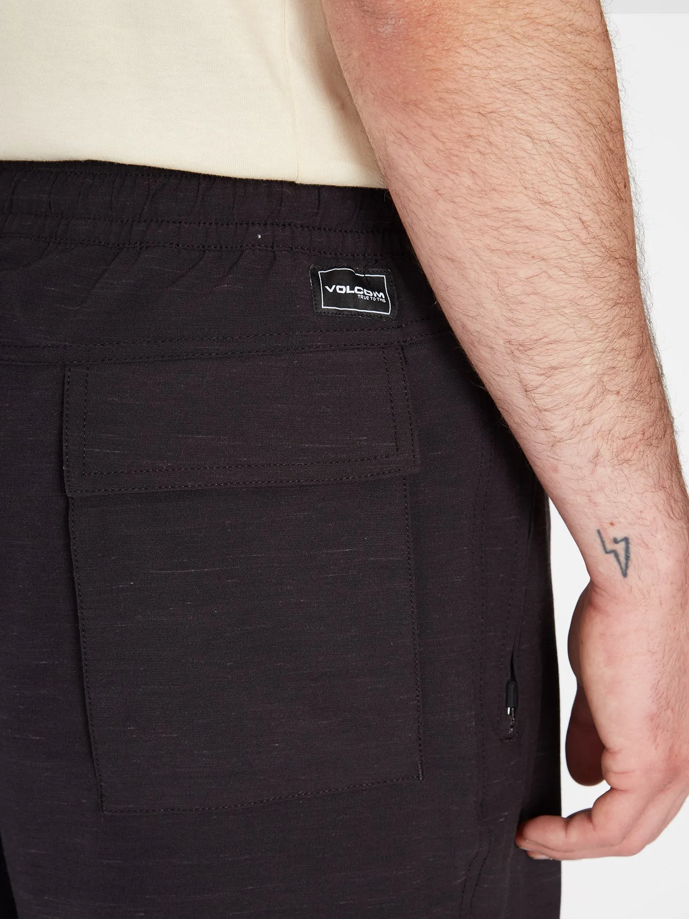 Wrecpack Hybrid 19" Short - BLACK
