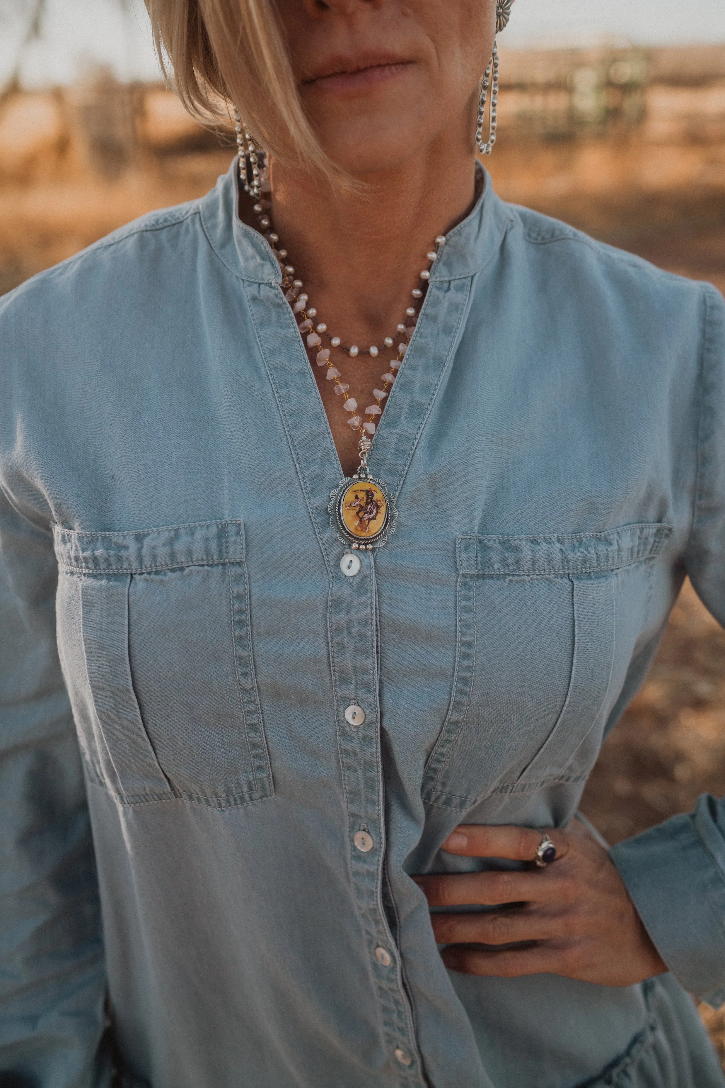 Yellow Bucking Bronco | Necklace Set