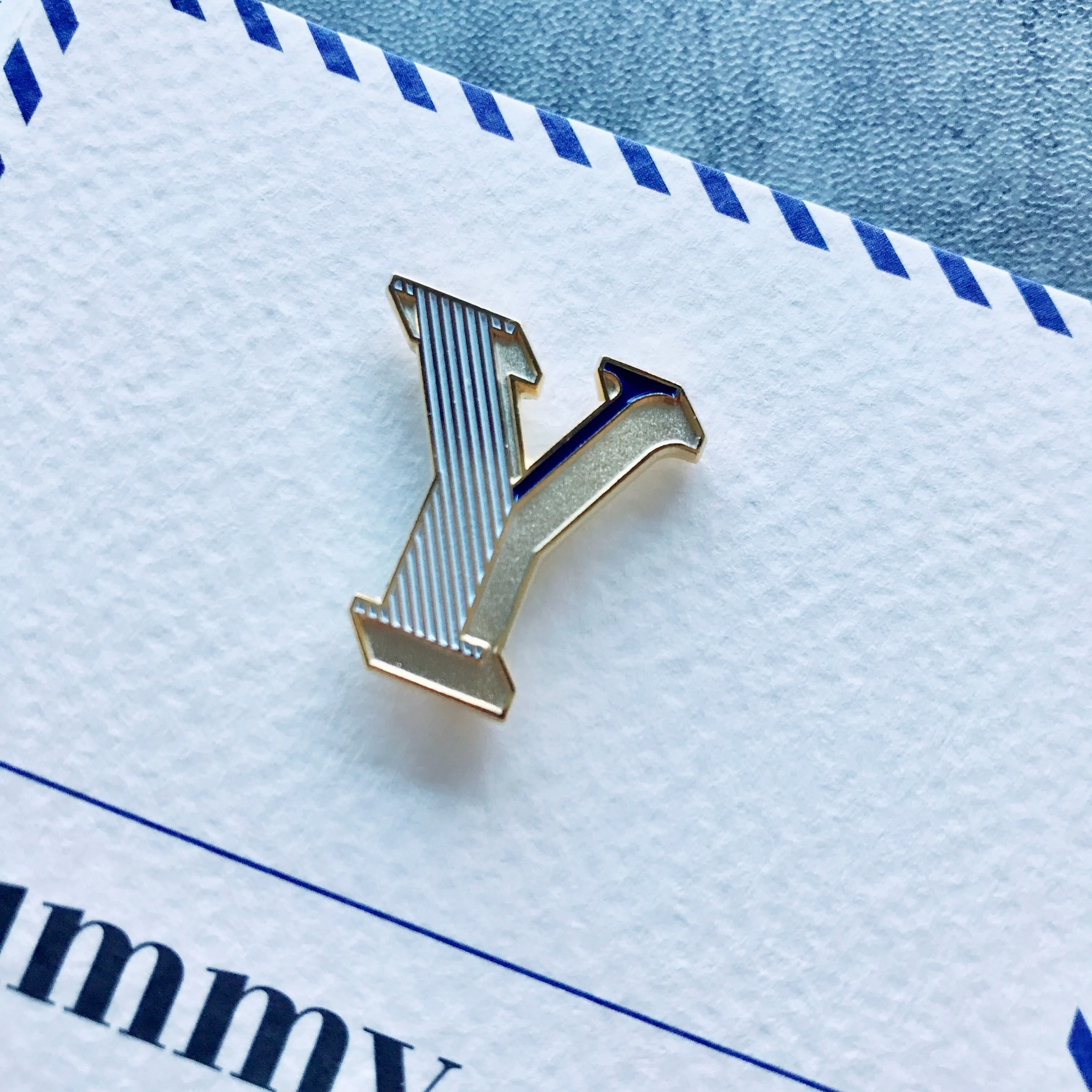 Y/Yummy Pin Badge and Card